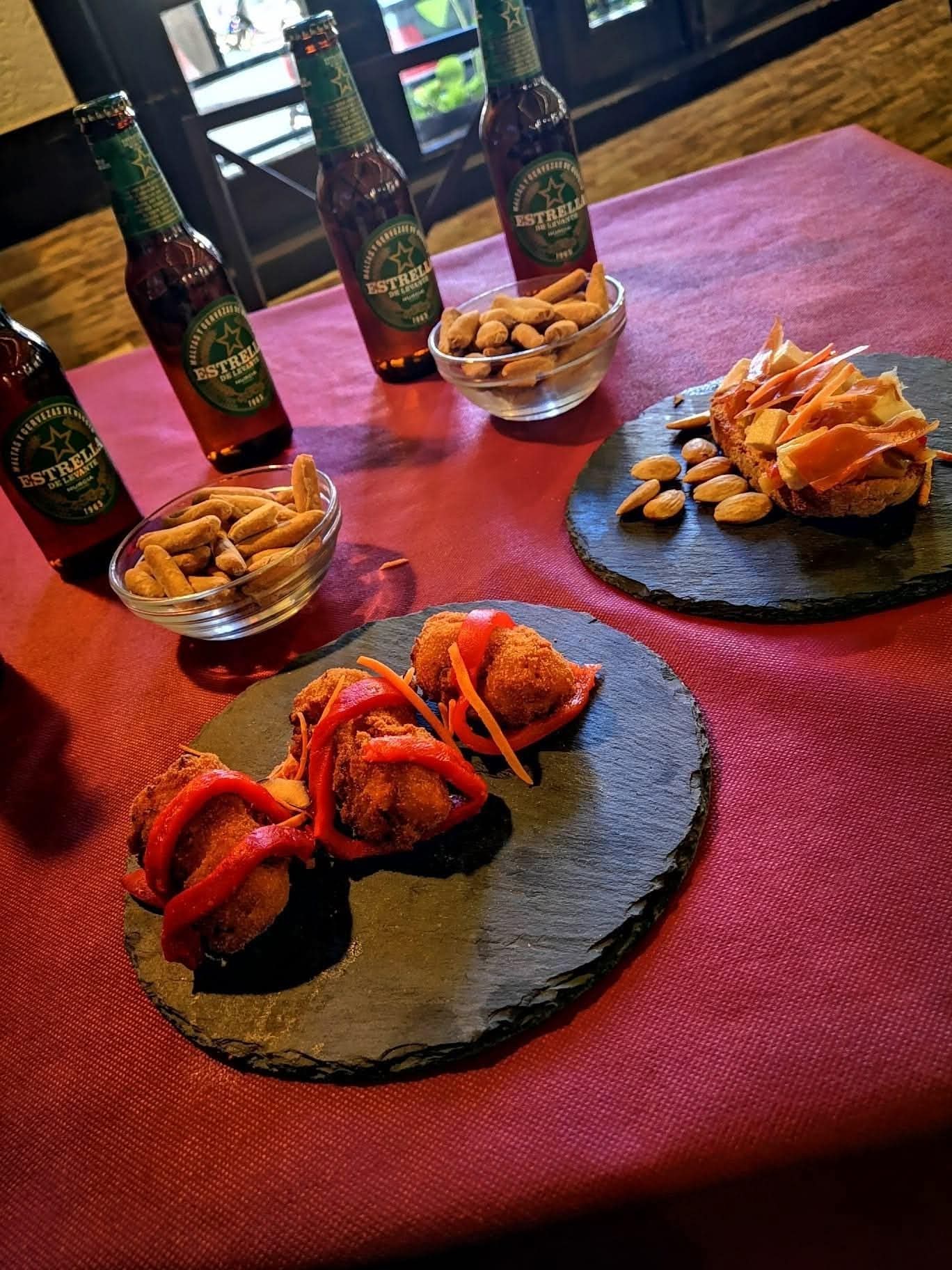 Tapas y comidas